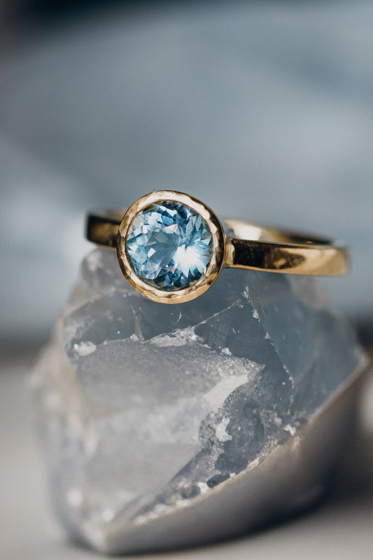 CF Atelier | Rio 18 Karat Gelbgold Aquamarin Ring