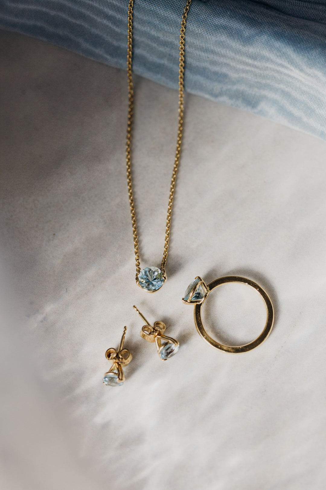 Alassio 18 Karat Gelbgold Aquamarin Kette