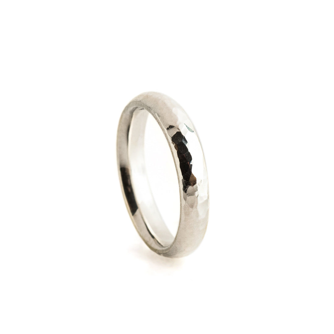 Cloud 925er Silber gehämmerter Everyday Ring