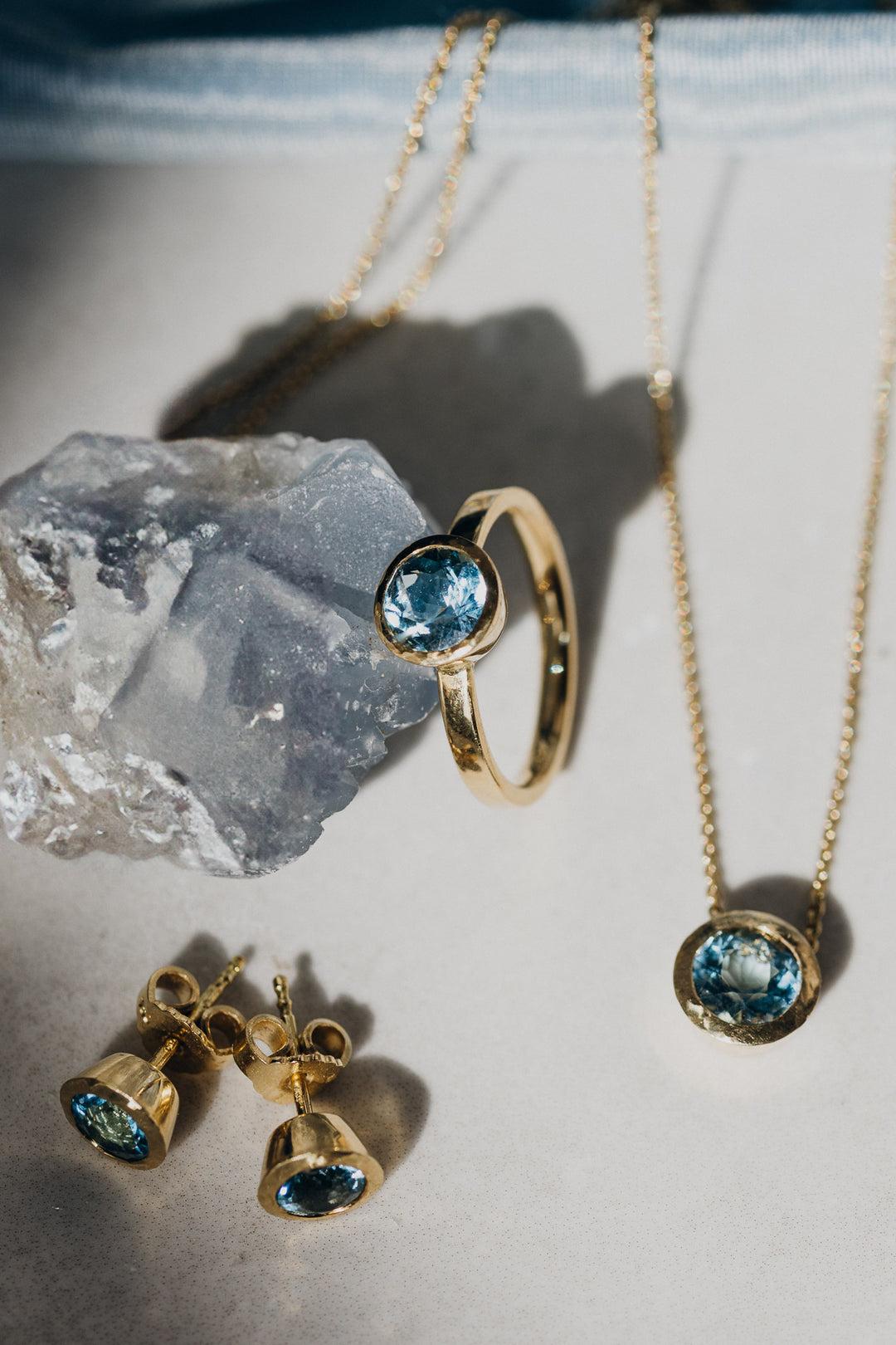 Rio 18 Karat Gelbgold Aquamarin Kette