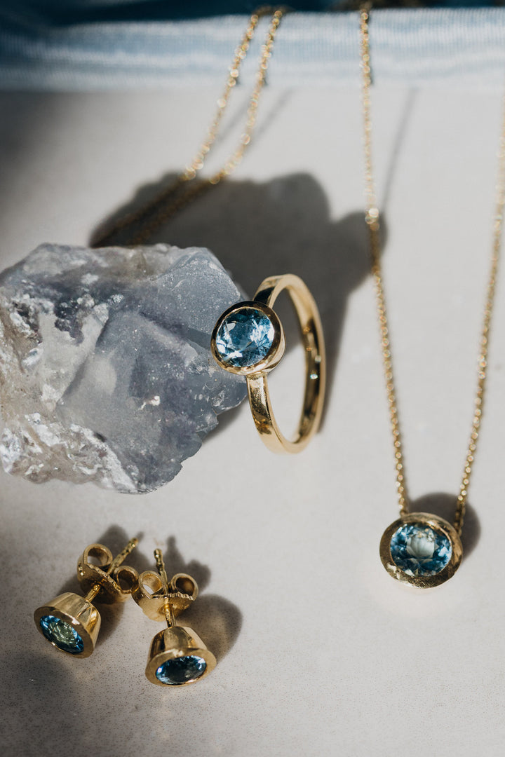 Rio 18 Karat Gelbgold Aquamarin Kette