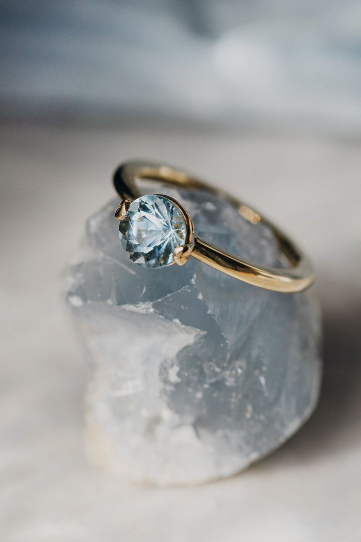 Alassio 18 Karat Gelbgold Aquamarin Ring